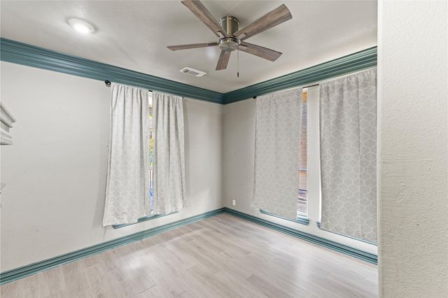 6726 Canal Street, Houston, TX 77011