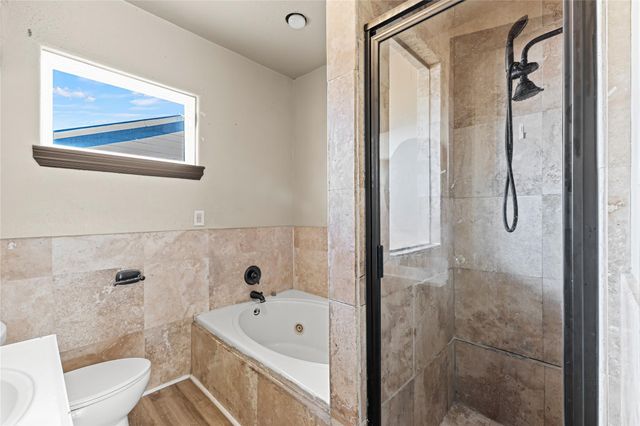 6726 Canal Street, Houston, TX 77011