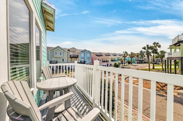 2008 Sand Point Cir, Port Aransas, TX 78373
