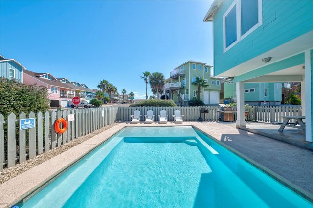 2008 Sand Point Cir, Port Aransas, TX 78373