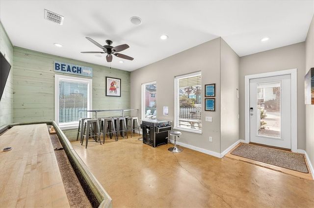2008 Sand Point Cir, Port Aransas, TX 78373
