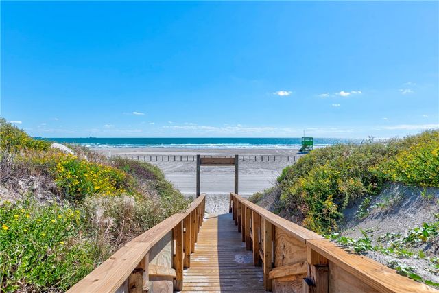 2008 Sand Point Cir, Port Aransas, TX 78373