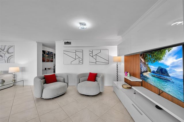 1901 N Ocean Boulevard TH-D, Fort Lauderdale, FL 33305