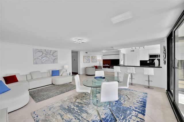 1901 N Ocean Boulevard TH-D, Fort Lauderdale, FL 33305