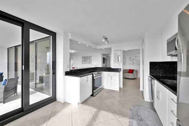 1901 N Ocean Boulevard TH-D, Fort Lauderdale, FL 33305