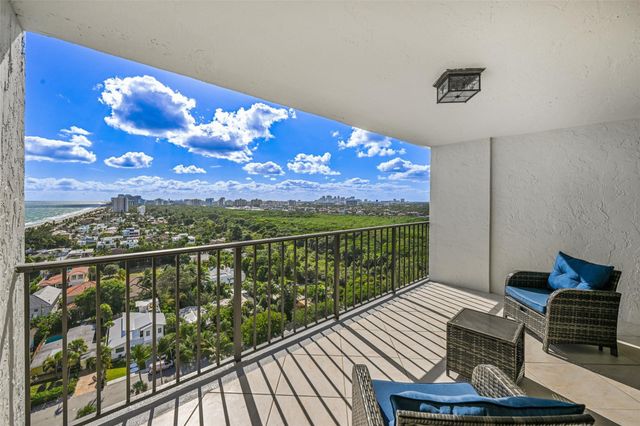 1901 N Ocean Boulevard TH-D, Fort Lauderdale, FL 33305