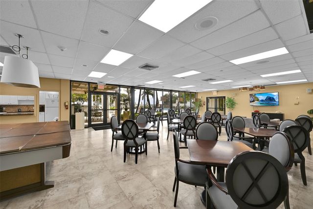 1901 N Ocean Boulevard TH-D, Fort Lauderdale, FL 33305