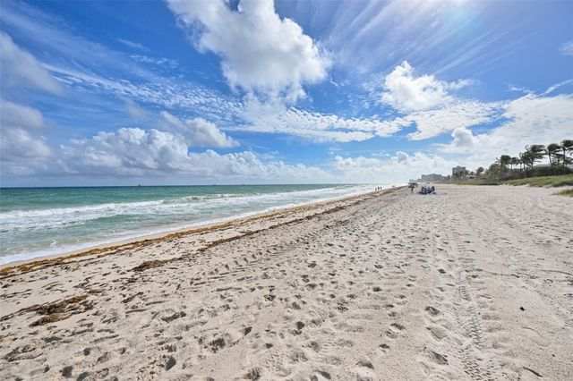 1901 N Ocean Boulevard TH-D, Fort Lauderdale, FL 33305