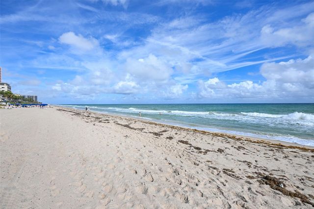 1901 N Ocean Boulevard TH-D, Fort Lauderdale, FL 33305