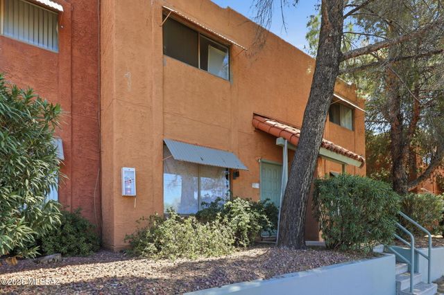 2950 N Alvernon Way Apt 1105, Tucson, AZ 85712