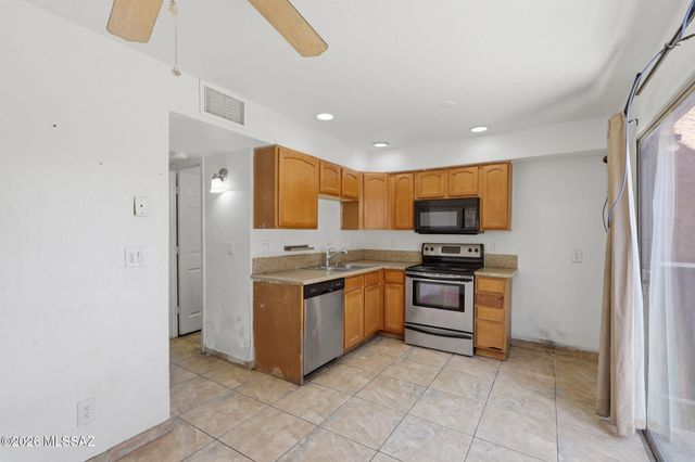 2950 N Alvernon Way Apt 1105, Tucson, AZ 85712