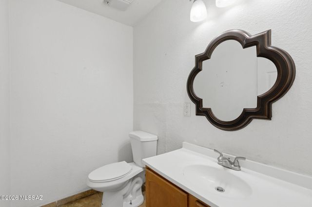 2950 N Alvernon Way Apt 1105, Tucson, AZ 85712