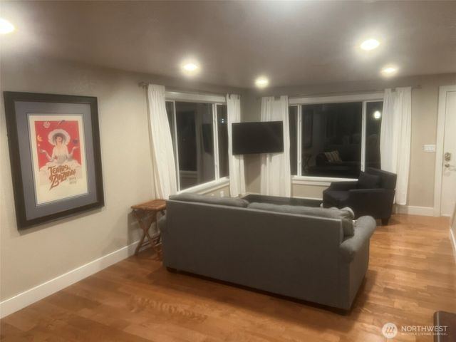 8312 45th Place W, Mukilteo, WA 98275