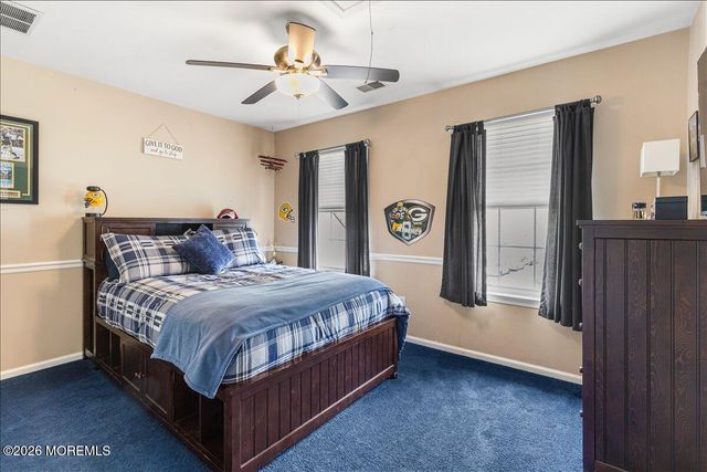 13 Iris Circle, Manalapan, NJ 07726