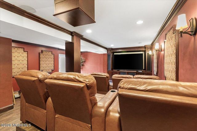 13 Iris Circle, Manalapan, NJ 07726
