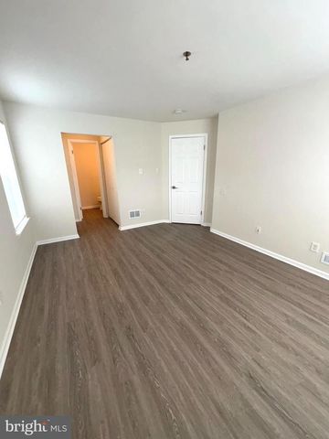 221B HIGHLAND BLVD, New Castle, DE 19720