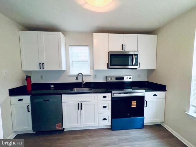 221B HIGHLAND BLVD, New Castle, DE 19720