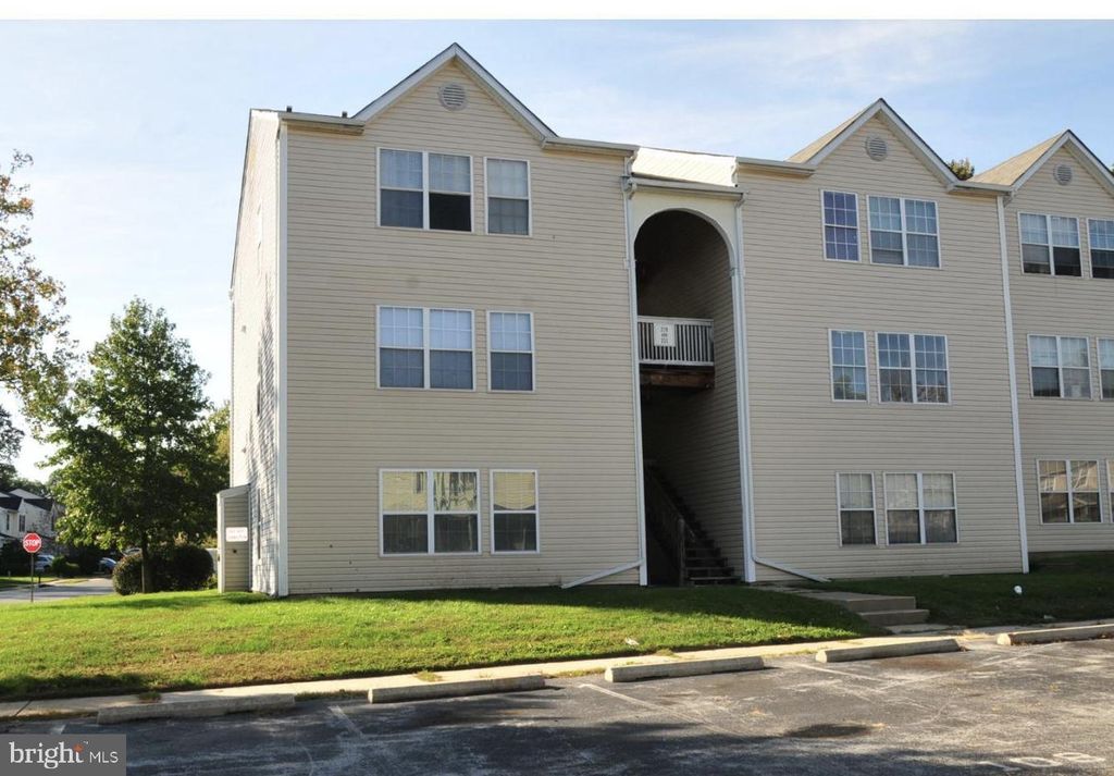 221B HIGHLAND BLVD, New Castle, DE 19720