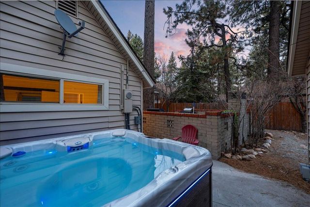 39187 N Bay Drive, Big Bear, CA 92315