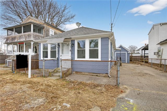 18 Huron Street, Warwick, RI 02889