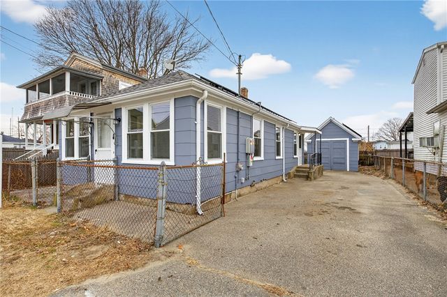 18 Huron Street, Warwick, RI 02889