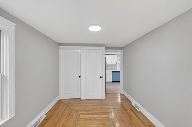 18 Huron Street, Warwick, RI 02889