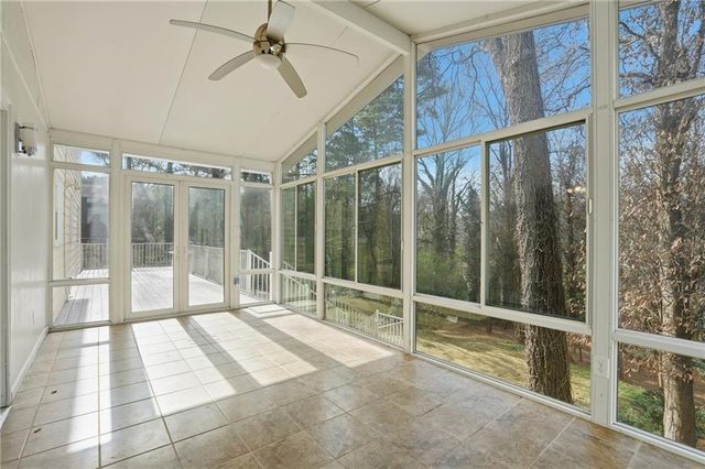 521 Rue Montaigne, Stone Mountain, GA 30083