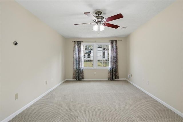 521 Rue Montaigne, Stone Mountain, GA 30083