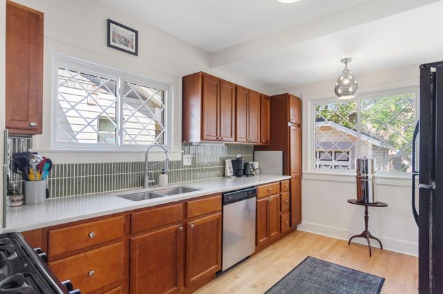 1152 Calvin Avenue Se, City Of Grand Rapids, MI 49506
