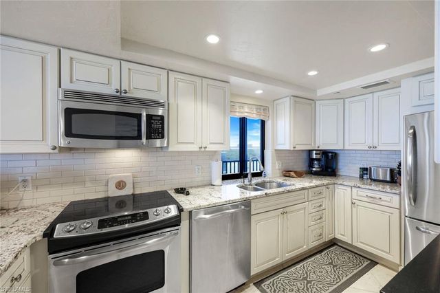 26235 Hickory BLVD 7C, Bonita Springs, FL 34134