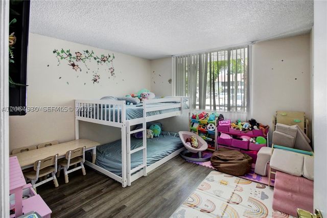 831 Lyons Rd 23101, Coconut Creek, FL 33063
