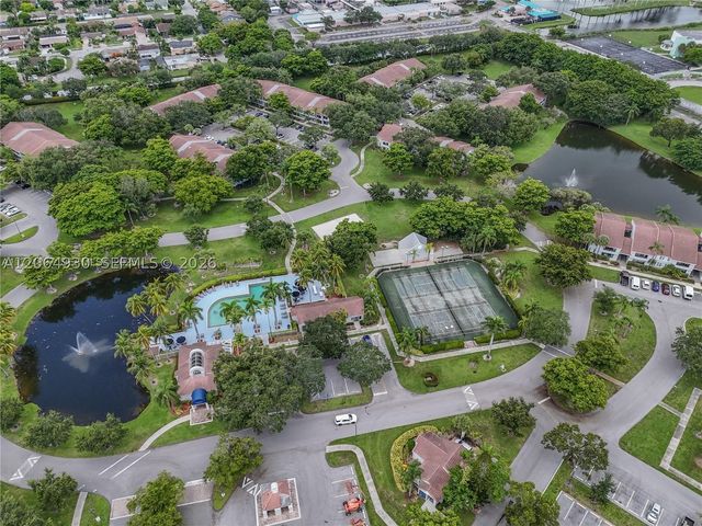 831 Lyons Rd 23101, Coconut Creek, FL 33063