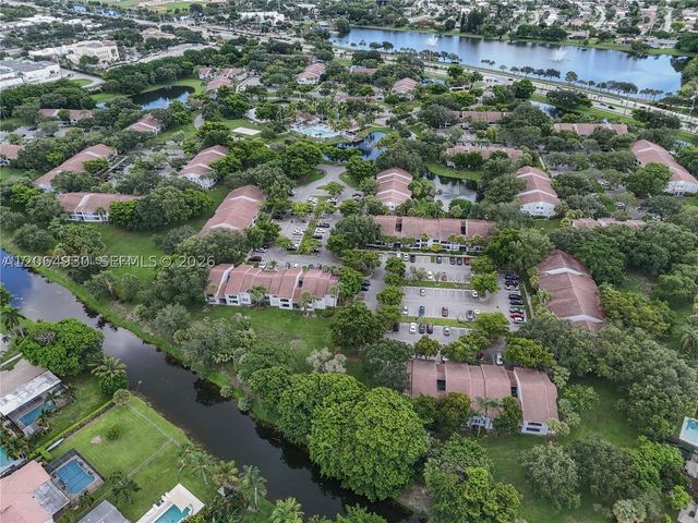 831 Lyons Rd 23101, Coconut Creek, FL 33063