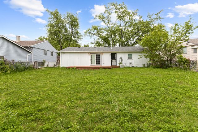 110 N Oak Lane, Glenwood, IL 60425