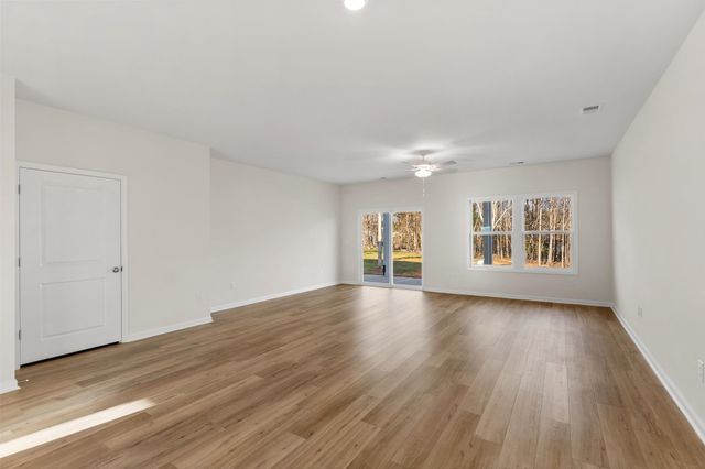 7077 Fairview Falls Drive, Chesnee, SC 29323