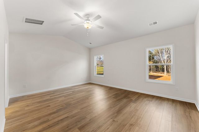 7077 Fairview Falls Drive, Chesnee, SC 29323