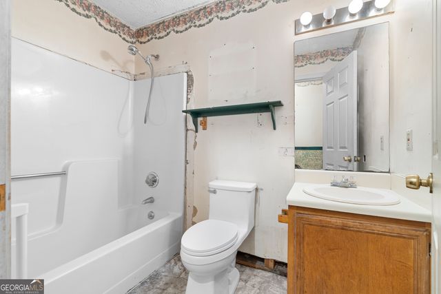 6 Highpoint Court, Cartersville, GA 30120