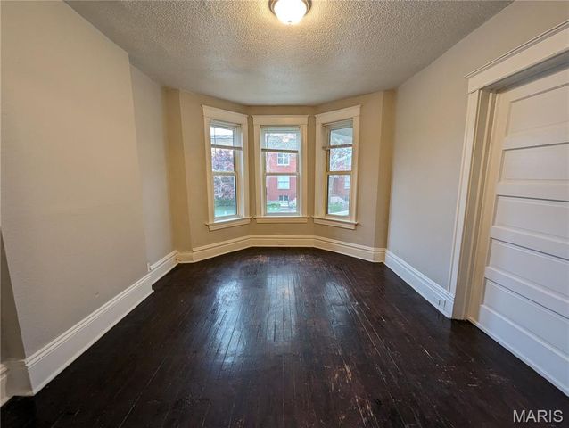 3648 Shenandoah Avenue, St Louis, MO 63110