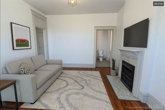 3648 Shenandoah Avenue, St Louis, MO 63110