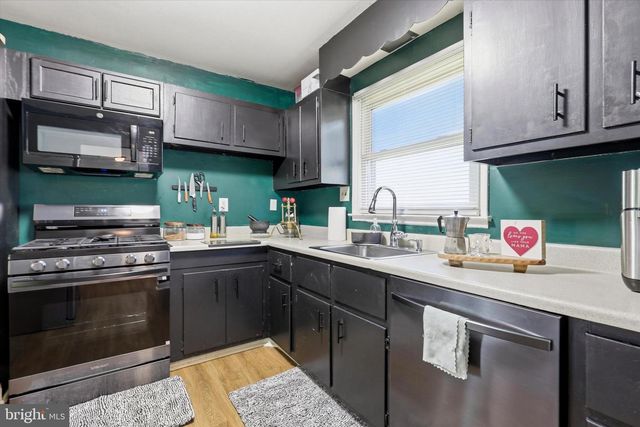 1590 DAWS RD, Blue Bell, PA 19422