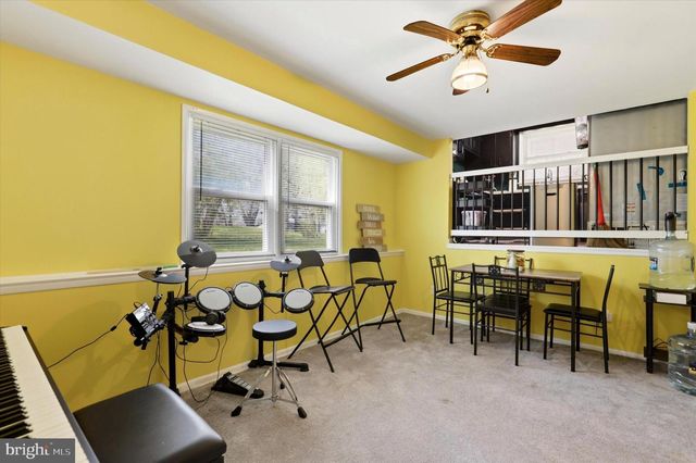 1590 DAWS RD, Blue Bell, PA 19422