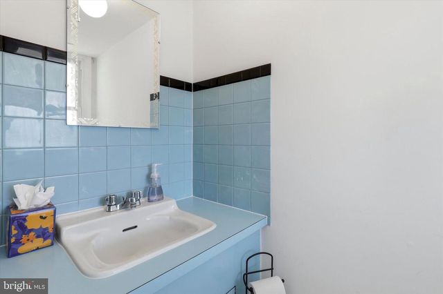 1590 DAWS RD, Blue Bell, PA 19422