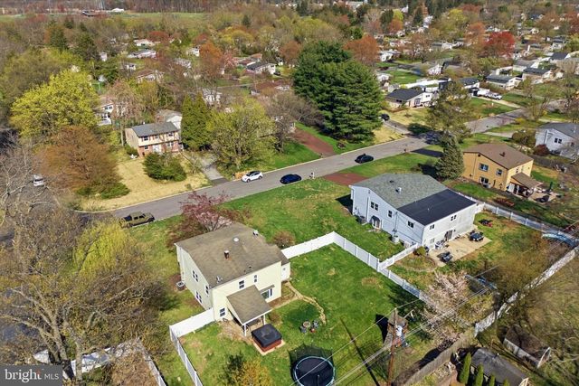 1590 DAWS RD, Blue Bell, PA 19422