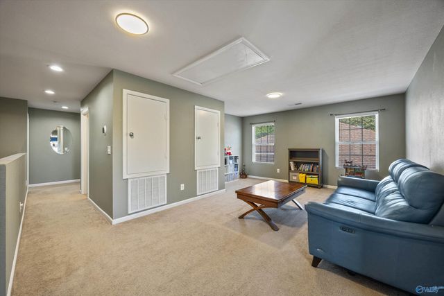 2403 Bell Manor Drive SW, Huntsville, AL 35803
