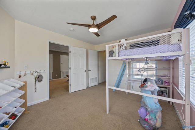 2403 Bell Manor Drive SW, Huntsville, AL 35803