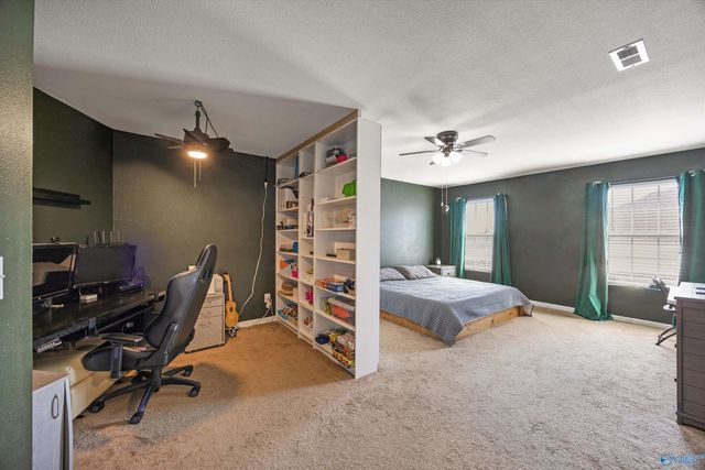 2403 Bell Manor Drive SW, Huntsville, AL 35803