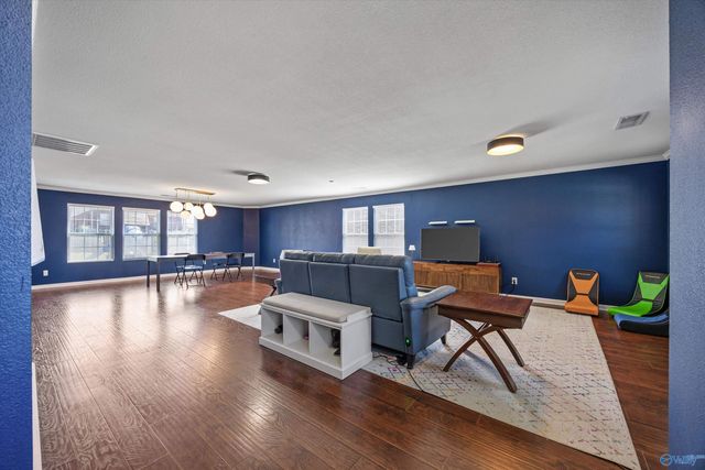 2403 Bell Manor Drive SW, Huntsville, AL 35803