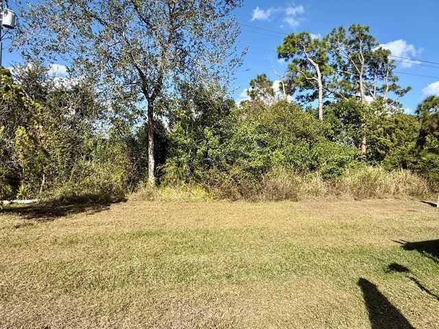 176 W Caribbean, Port St. Lucie, FL 34952