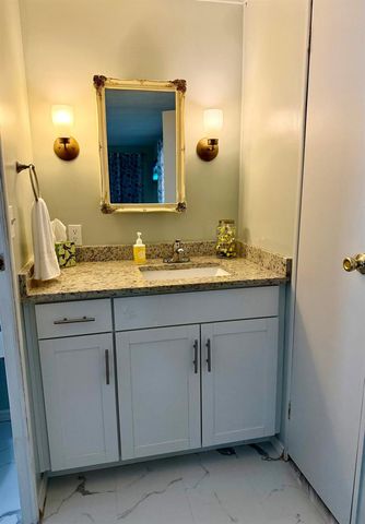 176 W Caribbean, Port St. Lucie, FL 34952