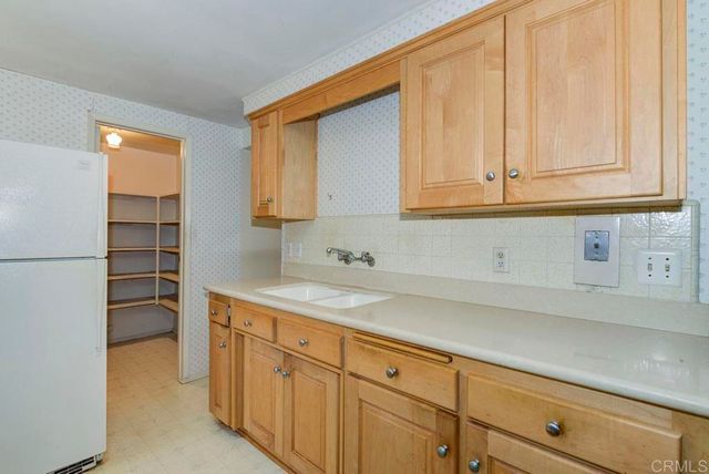 2228 Maple Street, Costa Mesa, CA 92627
